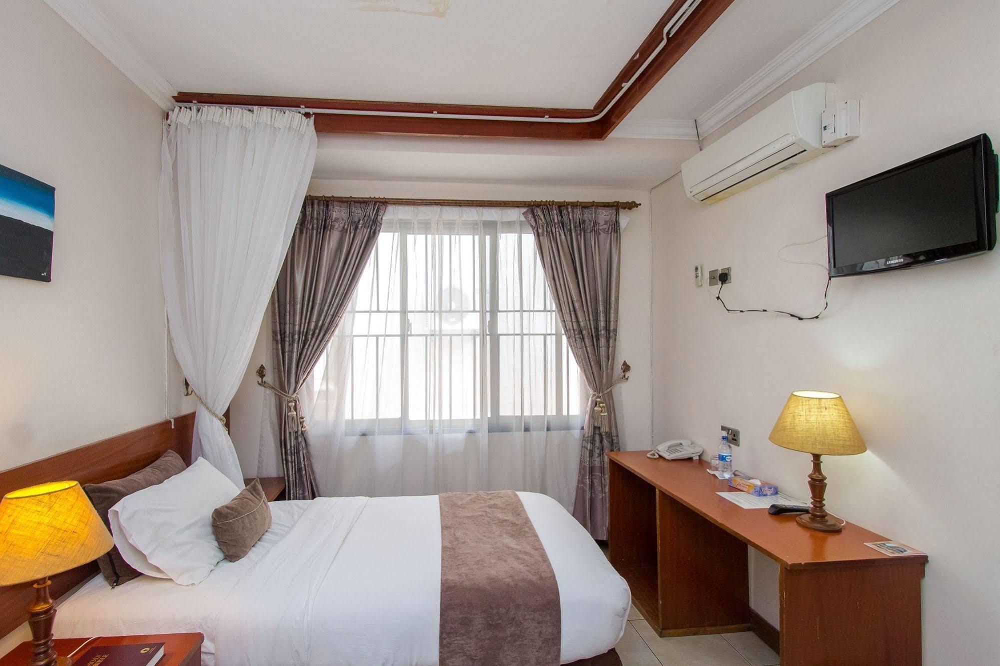 Victoria Comfort Inn Kisumu Exterior photo